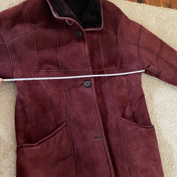 Maroon colored genuine shearling coat - Picture 7 of 8